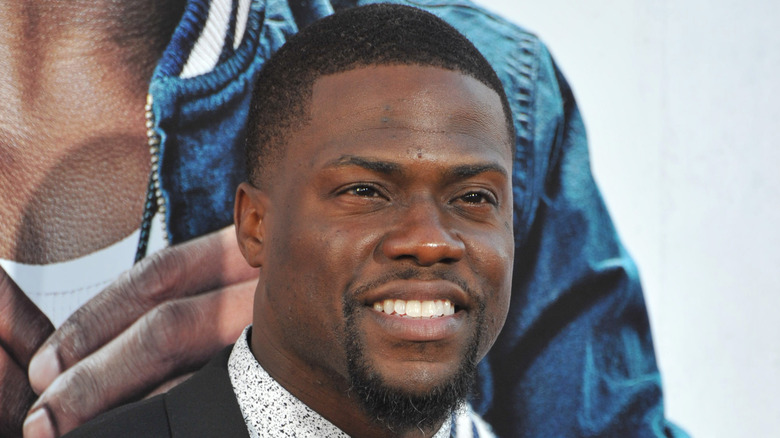 Kevin Hart smiling