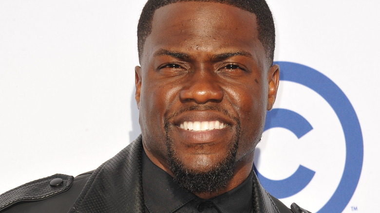 Kevin Hart smiling