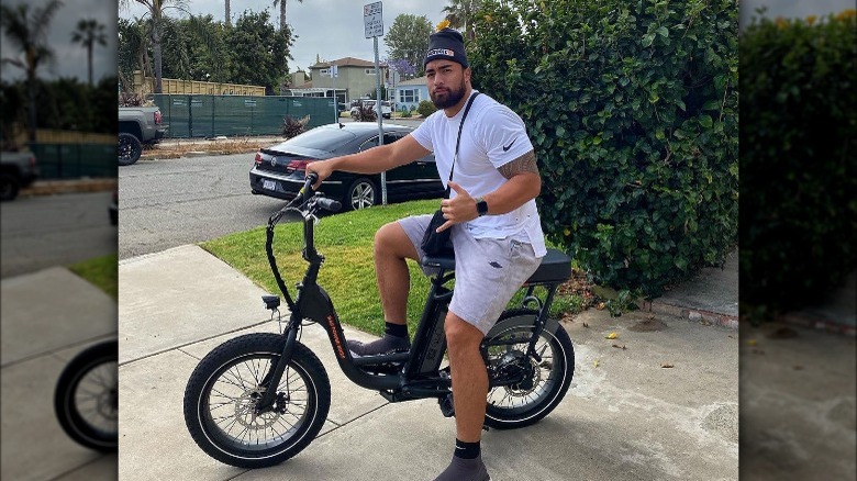 Manti Te'o riding a bike