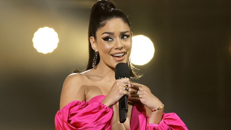 Vanessa Hudgens hosting MTV Awards