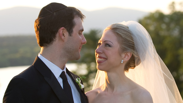 Marc Mezvinsky and Chelsea Clinton on their wedding day