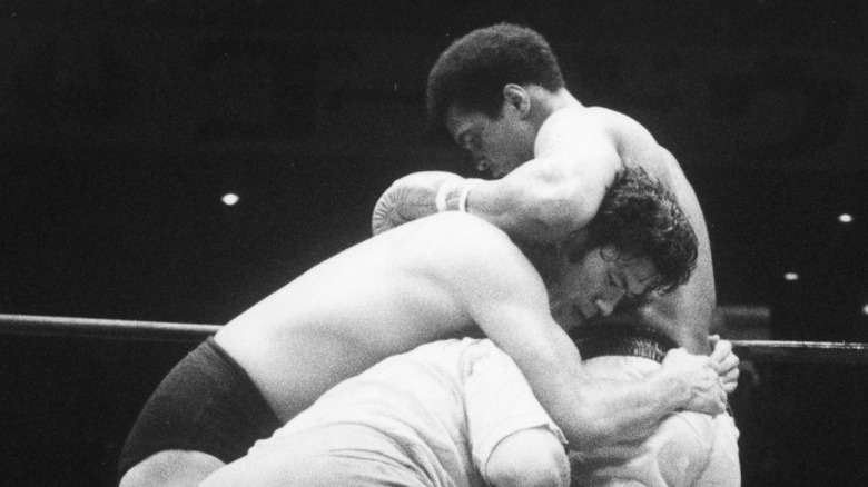 Muhammad Ali and Antonio Inoki wrestling