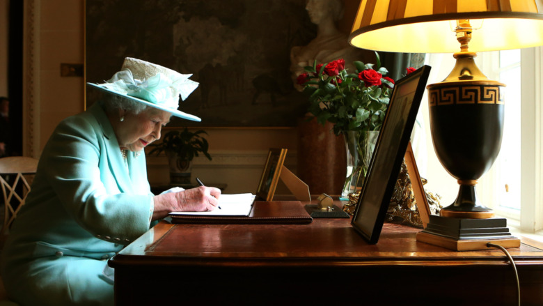 Queen Elizabeth writing