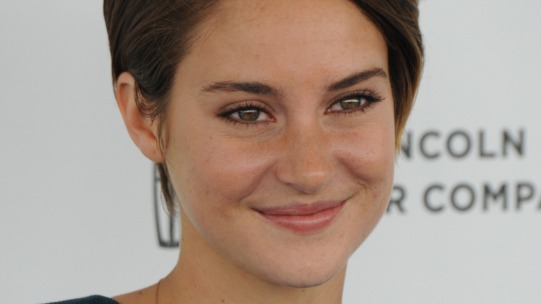 shailene woodley smiling