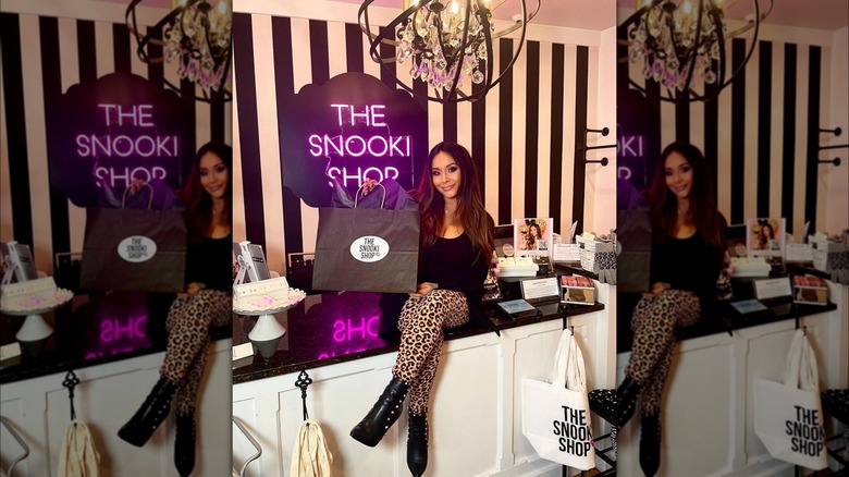 Nicole "Snooki" Polizzi at The Snooki Shop