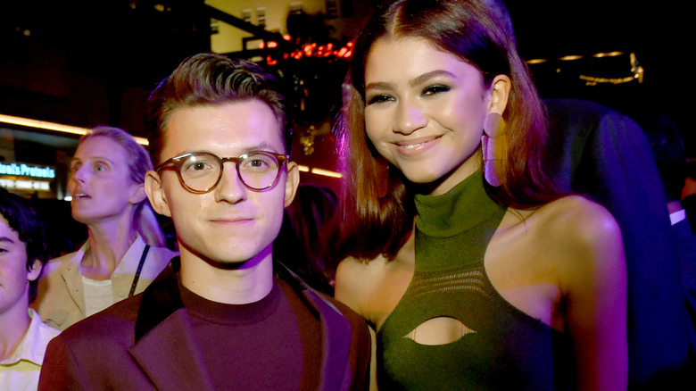 Zendaya taller than Tom Holland posing