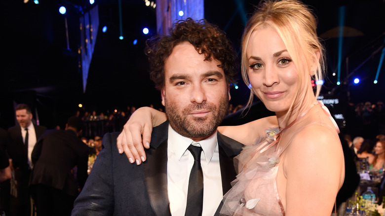 Johnny Galecki and Kaley Cuoco posing together 2017