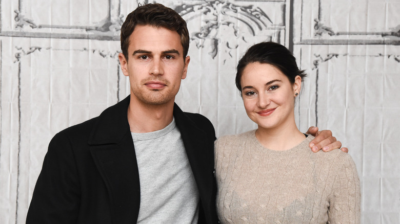 Theo James Shailene Woodley smiling