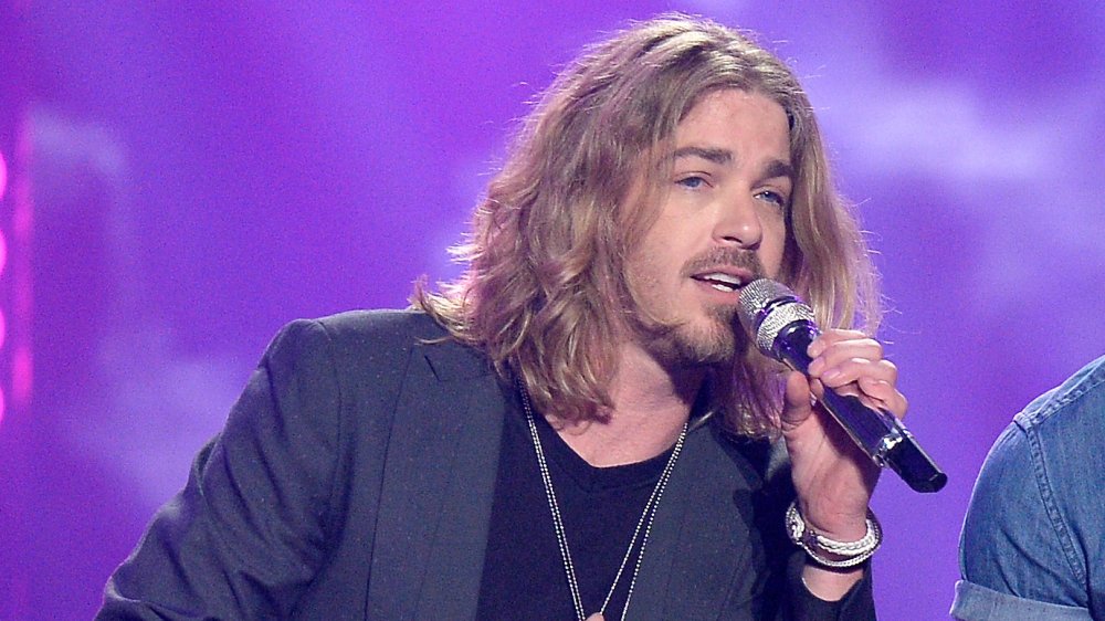 Bucky Covington singing on American Idol