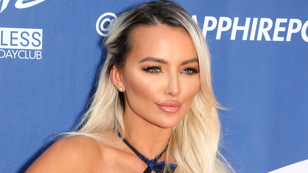 Lindsey Pelas smirking