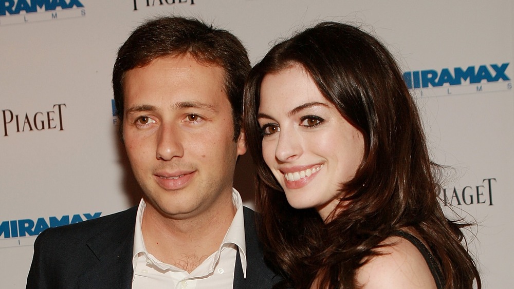 Raffaello Follieri and Anne Hathaway smiling