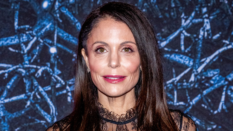 Bethenny Frankel posing