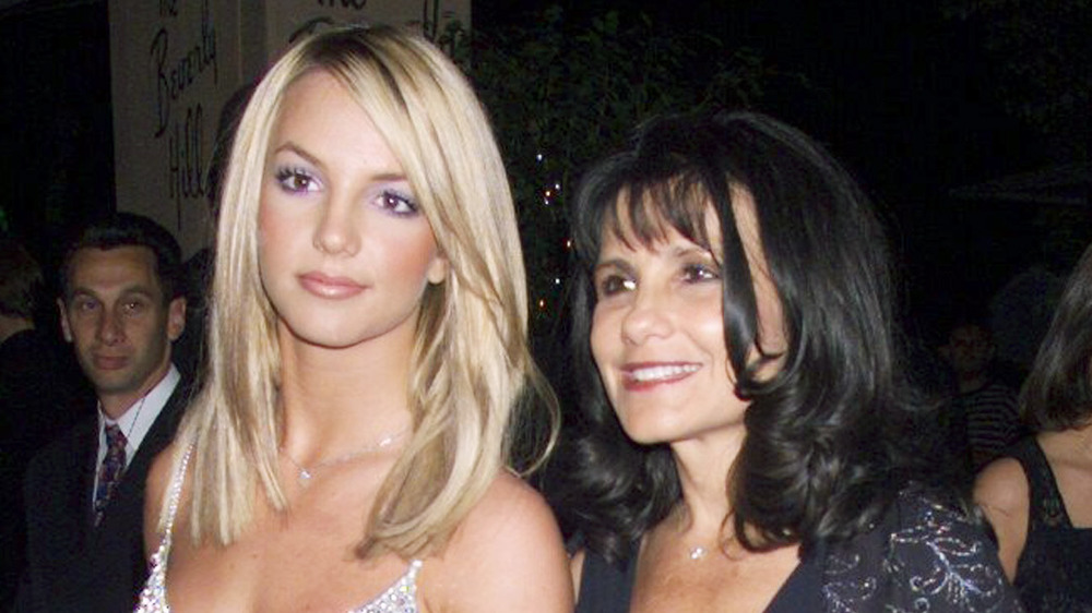 Britney and Lynn Spears arriving to a Hollywood event 