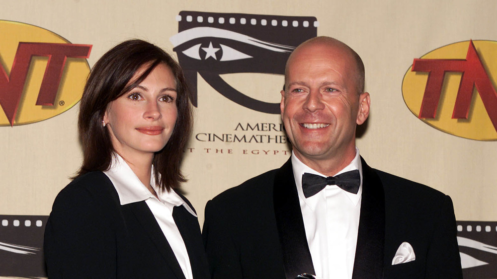 Julia Roberts Bruce Willis close friends