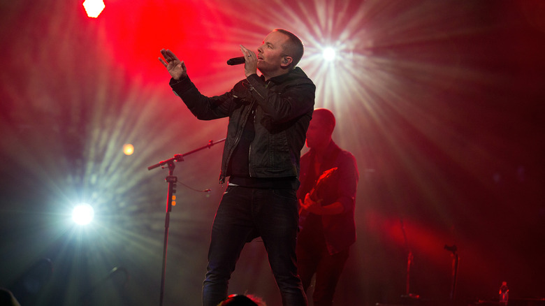 Chris Tomlin performing