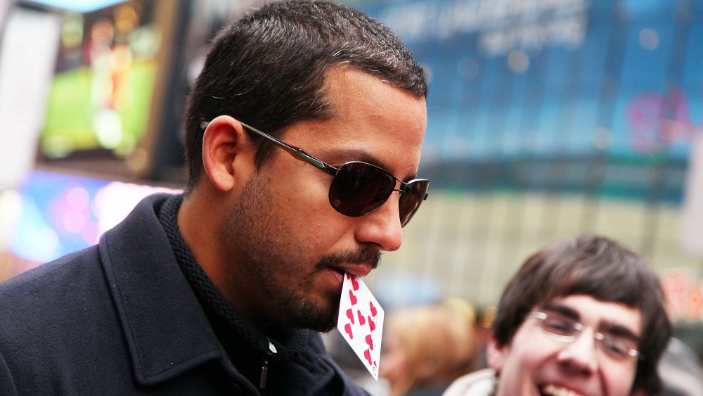 David Blaine with card in mouth 