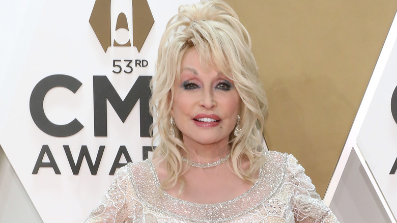 Dolly Parton on the red carpet