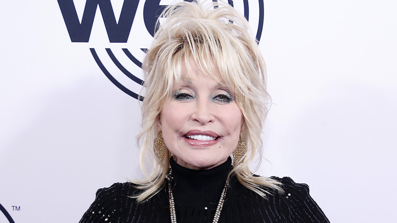 Dolly Parton smiling