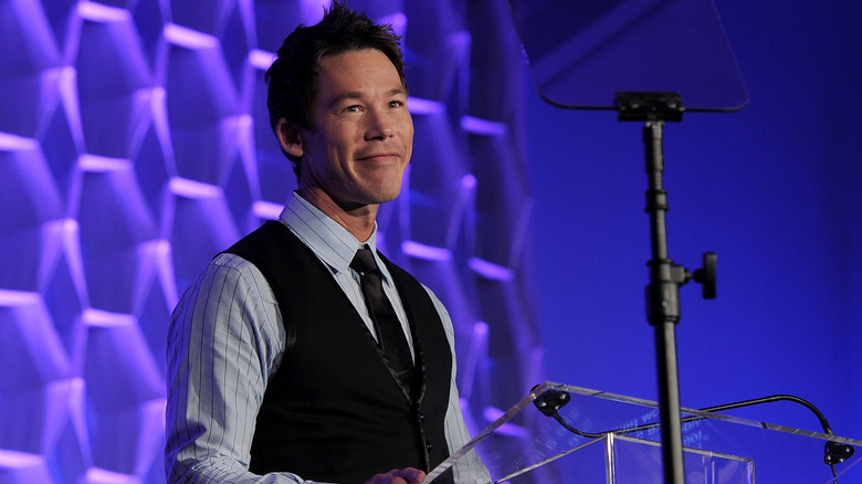 David Bromstad smiling