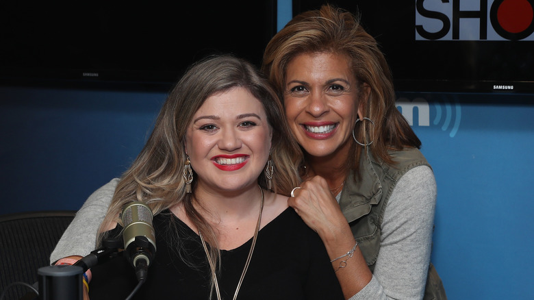 Kelly Clarkson and Hoda Kotb