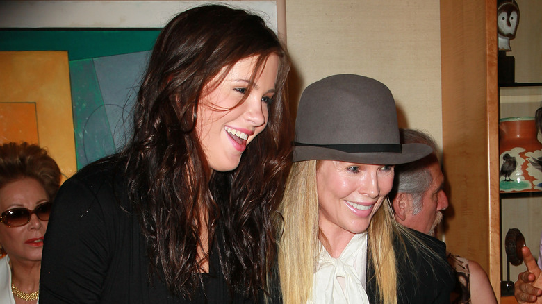 Ireland Baldwin and Kim Basinger in 2010