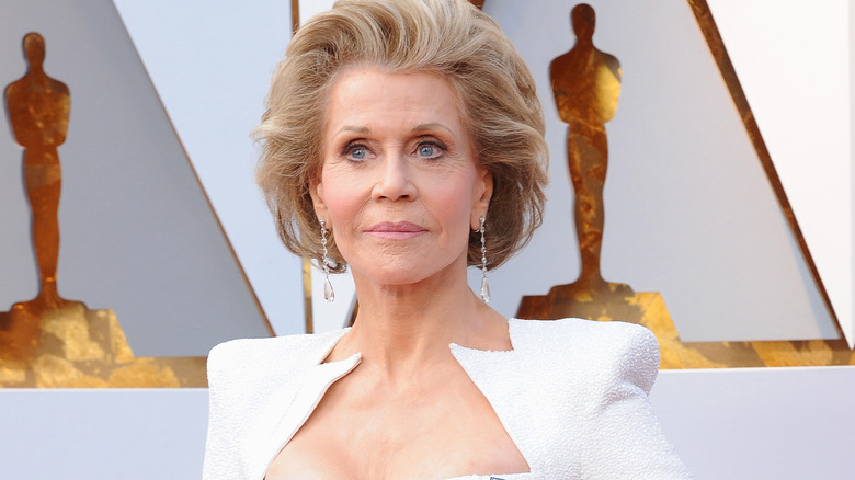 Jane Fonda, posing on the red carpet