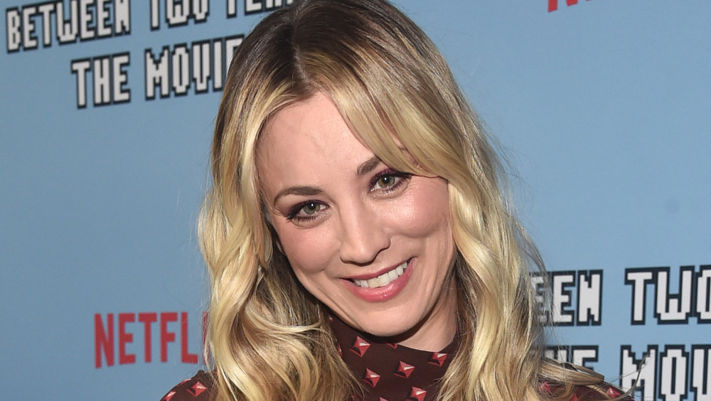 Kaley Cuoco smiling on the red carpet