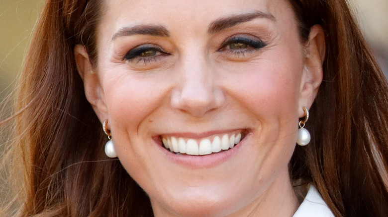 Kate Middleton pearl earrings