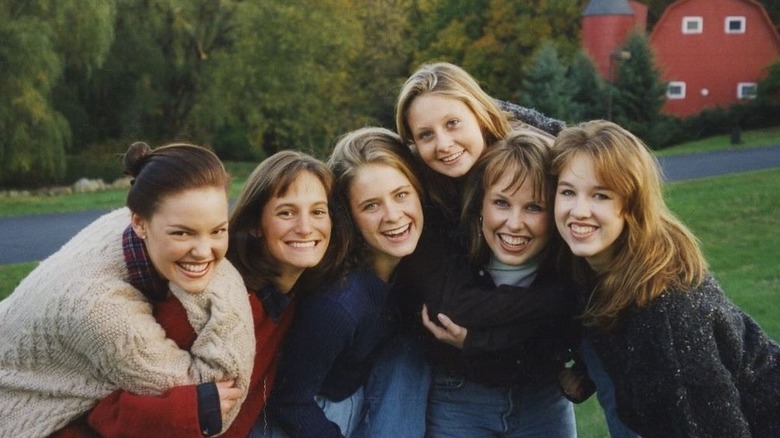 Katherine Heigl posing with friends