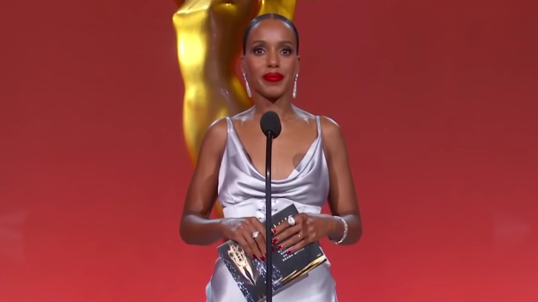 Kerry Washington at the 2021 Emmys