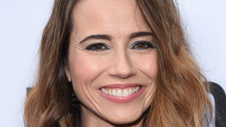 Linda Cardellini smiling