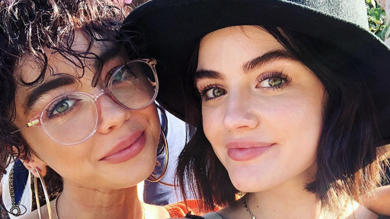 Sarah Hyland and Lucy Hale pose for a selfie together