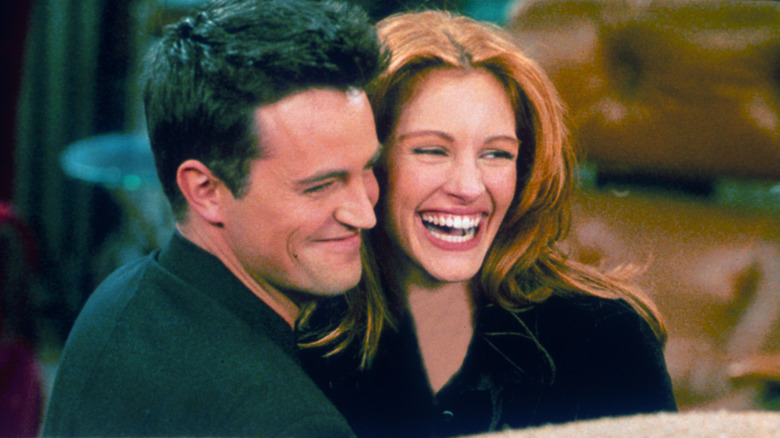 Matthew Perry and Julia Roberts on Friends