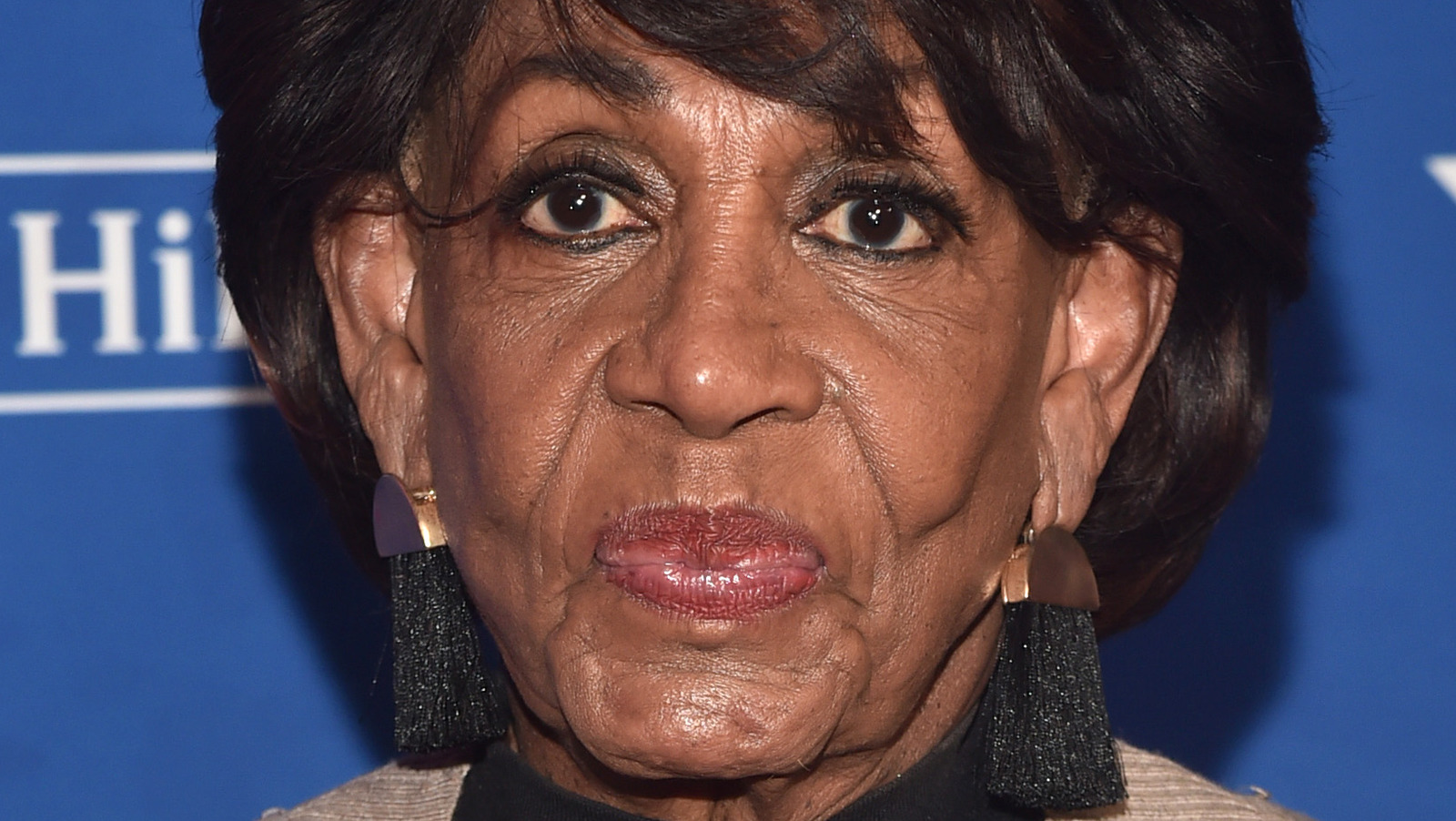 Maxine waters is a nut job, Best Maxine Waters Posts