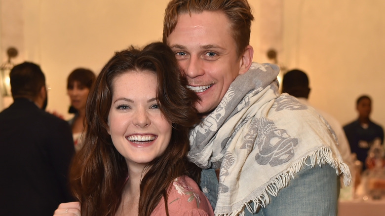 Meghann Fahy and Billy Magnussen, posing together