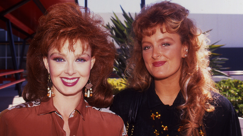 Naomi Judd, Wynonna Judd smiling