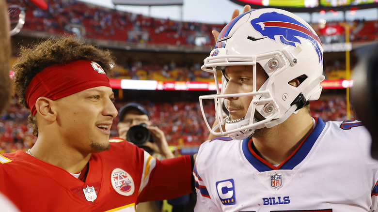 Patrick Mahomes and Josh Allen talking