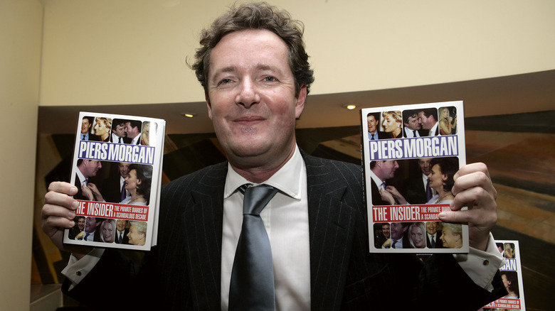 Piers Morgan posing 