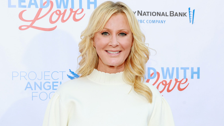 Sandra Lee smiles at event