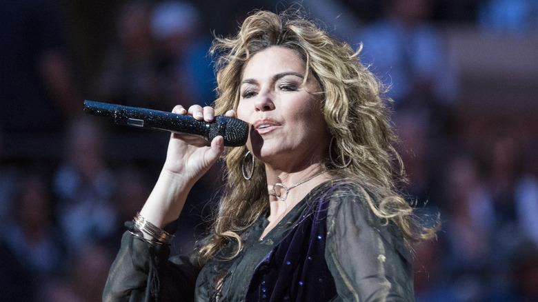 Shania Twain performing