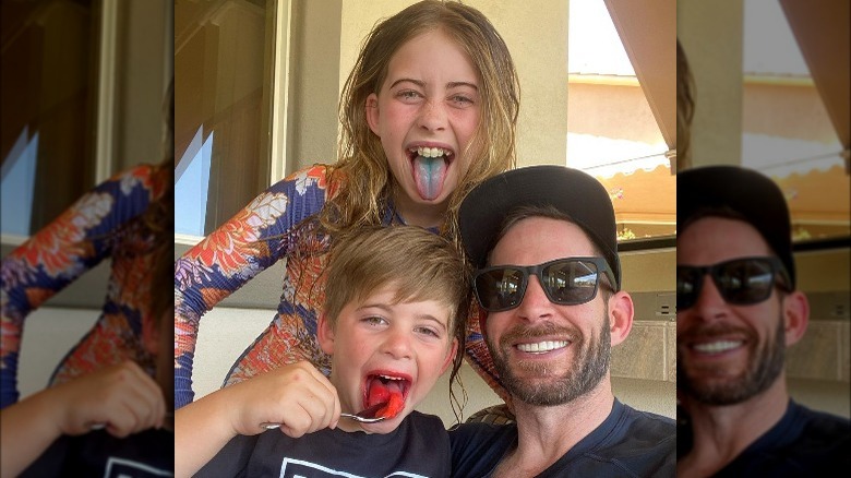 Tarek El Moussa with his kids