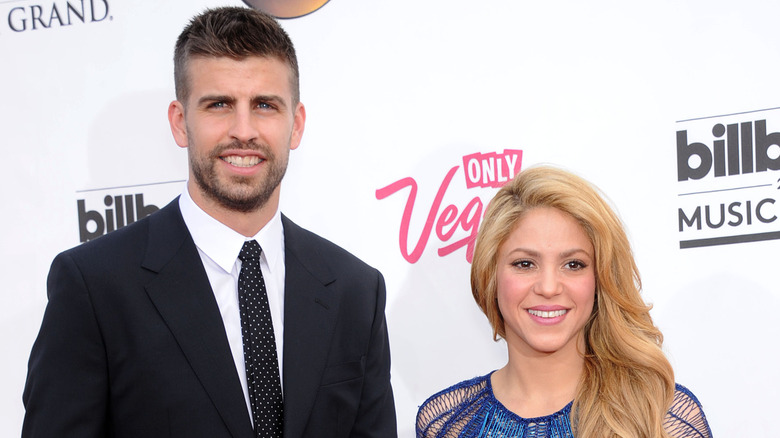 Gerard Piqué and Shakira smiling