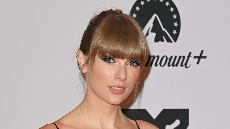 Taylor Swift with bangs