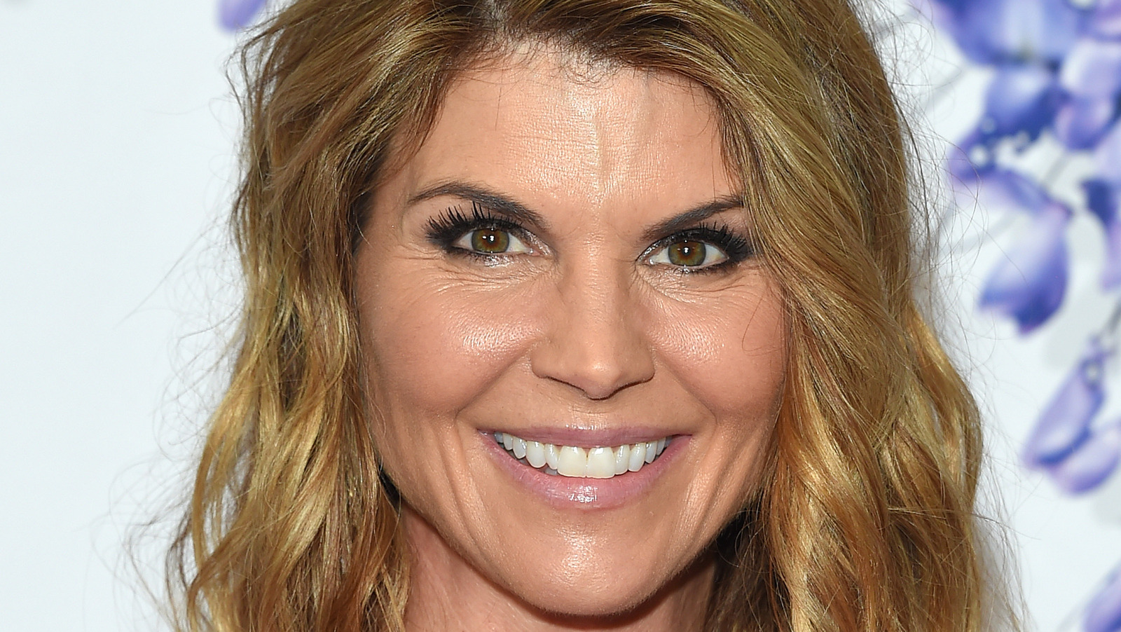 Inside The Rumors About Lori Loughlin Joining RHOBH