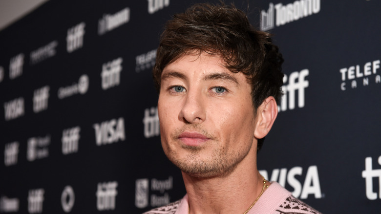 Barry Keoghan with serious facial expression at the premiere of 