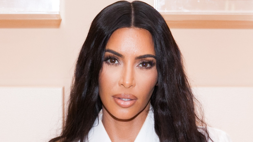 Kim Kardashian wavy hair