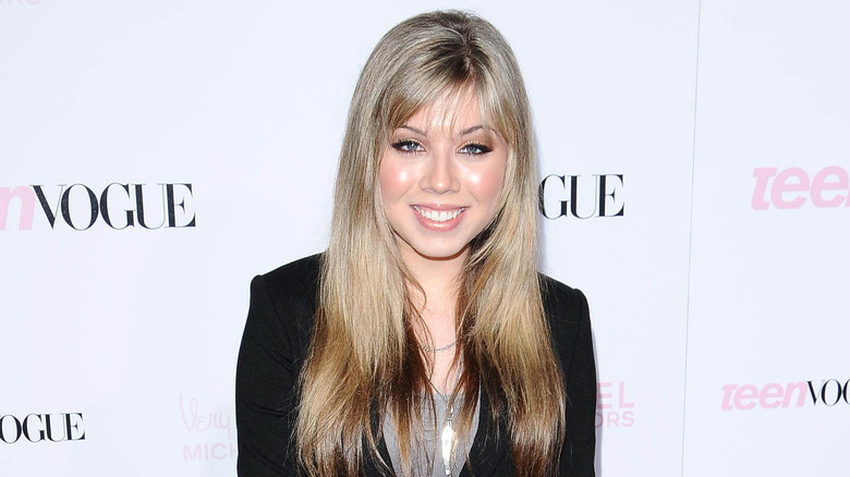 Jennette McCurdy on the red carpet