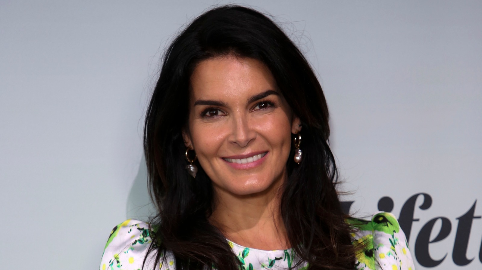 Is Angie Harmon Married? A Look At Her Relationship History Celeb Jam