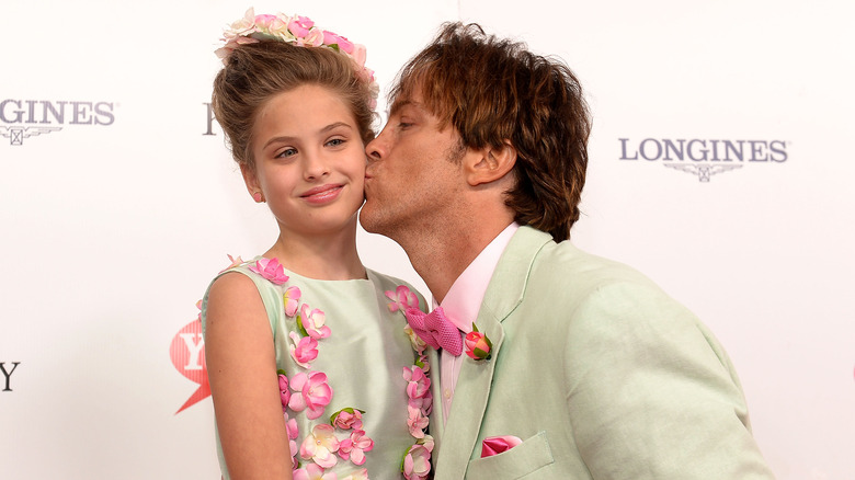 Larry Birkhead kissing Dannielynn Birkhead