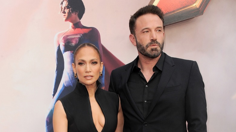 Jennifer Lopez and Ben Affleck posing